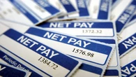 UK wages grow by 5.9% as job vacancies tumble