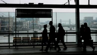 UK workers ‘job hugging’ to seek security as competition grows – report