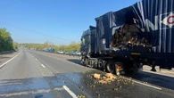 Lorry carrying 20 tonnes of prosecco loses load in motorway crash