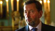 Lord Blunkett injured after falling into gap at tube station