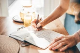 What your handwriting says about you, according to an expert