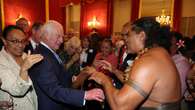 King shows off his ‘moves’ during Samoan dancing lesson