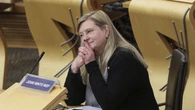 Snus-style pouches will be included in ‘smokefree generation’ law, says minister