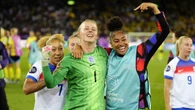 Penalty shootout star Hannah Hampton praises backing from England supporters