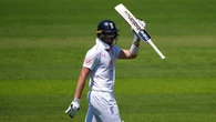 Jamie Smith picks up the baton for England after early Joe Root dismissal