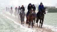 ‘Fool’s spring’ fears as snow hits Cheltenham three days after 18C temperatures