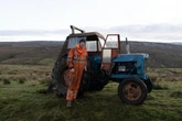 Reuben Owen comes to mother Amanda Owen's rescue over pothole trouble