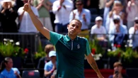 Dan Evans stuns Frances Tiafoe in first round at Queen’s