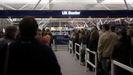 Migration drives jump in UK population of three-quarters of a million