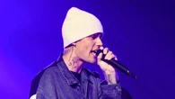 Justin Bieber films impromptu music video in Dundee bar