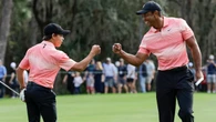 We just suck at putting – Tiger and Charlie Woods struggle i…