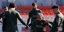El bajón defensivo del Atlético pone en alerta a Simeone