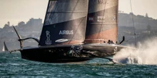 El New York Yacht Club manda al "carajo" a Terry Hutchinsson y al Américan Magic