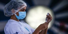 Un estudio asegura que retrasar la segunda dosis de las vacunas Covid-19 es una estrategia de salud pública eficaz