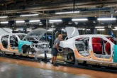 Could higher tariffs mean more layoffs in Canada? What industry experts say