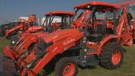 Canada’s farmers face rising equipment costs from U.S. tariffs amid harvest