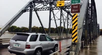 Winnipeg first responders successfully rescue person from Red River Thursday night