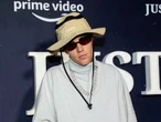 Justin Bieber drops ‘Swag,’ stuns fans with highly anticipated album