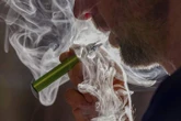 Stay away from vaping to quit smoking, Canadian researchers recommend