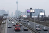Toronto traffic, transit congestion likely to worsen with in-office mandates: experts