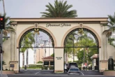 Warner Bros shareholders vote to approve $81-billion Paramount takeover