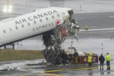 ‘Stop stop stop’: Report details lead-up to Air Canada LaGuardia crash