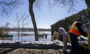 Montreal installing dikes, pumps as flood risk rises
