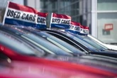 Canadian retailers saw a 0.8% boost in March led by vehicle and parts sales