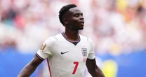 Bukayo Saka no perdona desde el punto penal y castiga a Francia
