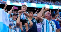 De Buenos Aires a Dallas, un solo grito: Argentina anota y la locura se desata entre los hinchas