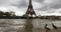Levels of contamination in the Seine remain unsafe for Paris Olympians, report says