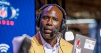 Football Hall of Famer Terrell Davis believes race played role in handcuff removal from United flight