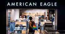 American Eagle shares plunge 17% after it withdraws guidance, writes off $75 million in inventory