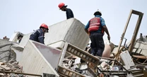 Venezuela’s earthquakes death toll reaches 3,533 as survivors look for missing relatives