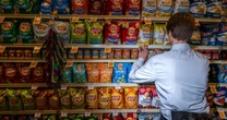 Could mandating nutrition labels on the front of food packages lower obesity rates? 