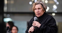Teachers union president calls for limits on AI and screen time in schools