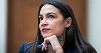 AOC tells Democratic colleagues she's running for top job on Oversight Committee