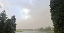 Dust storm covers Chicago with near-zero visibility conditions 