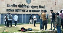 H1-B visa shake-up crushes the American dream for Indian students