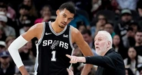 The Spurs’ secret weapon this postseason? A former coach offering pearls of wisdom