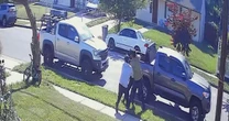 Marine veteran fights off armed teens during attempted carjacking