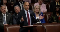 'I'm gonna take my time': Jeffries delays House vote with hourslong speech