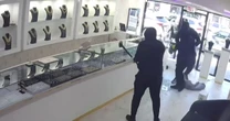 Smash-and-grab robbers raid New Jersey jewelry store with sledgehammers