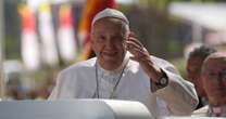 Thousands welcome Pope Francis to East Timor