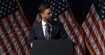 Vice President Vance flips middle finger during Ohio Republican dinner speech