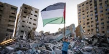Biden sees a chance for Middle East peace. Experts say he must walk a fine line.
