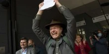 Climate campaigners celebrate ‘groundbreaking’ legal victory over Shell
