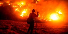 White House to raise federal firefighter pay to $15 an hour