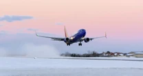 Sleep doctor shares tips to get quality sleep amid holiday travel