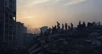 Venezuela Quakes: Race for Survivors as Death Toll Hits 1,450